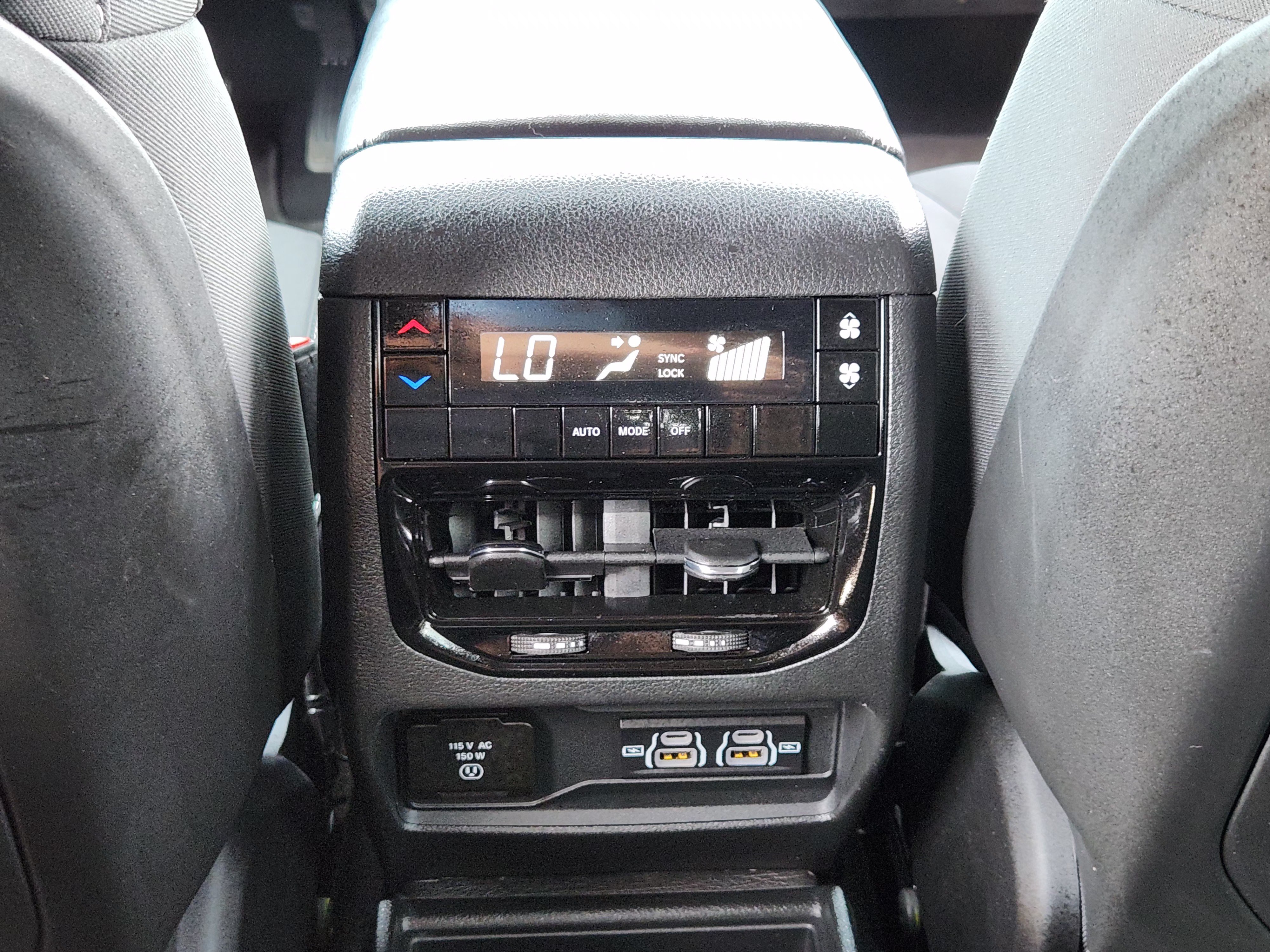 Used 2025 Jeep Grand Cherokee L Laredo w/ Luxury Tech Group I AWD/4WD image 31