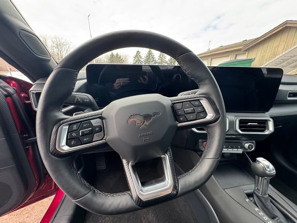 Used 2025 Ford Mustang GT Premium image 18