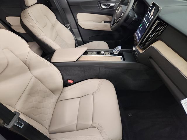 New 2026 Volvo XC60 B5 Plus w/ Protection Package Premier AWD/4WD image 3