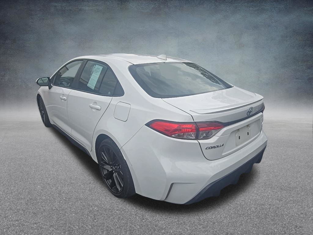 Used 2025 Toyota Corolla SE FWD image 7
