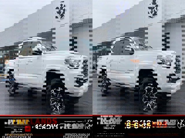 Used 2023 Toyota Tacoma TRD Sport image 1