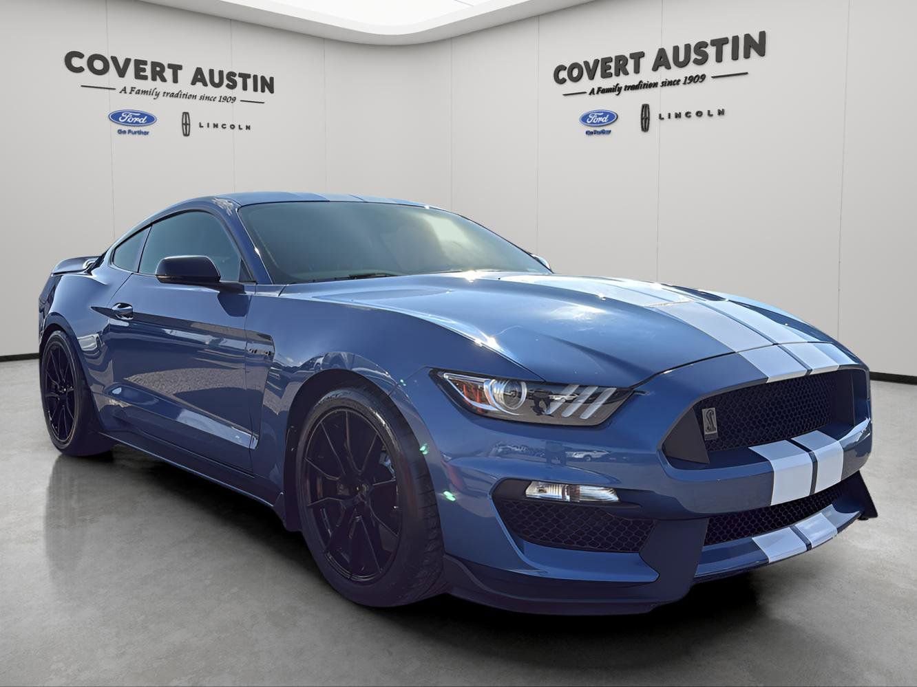 Used 2019 Ford Mustang Shelby GT350 w/ Technology Package image 7