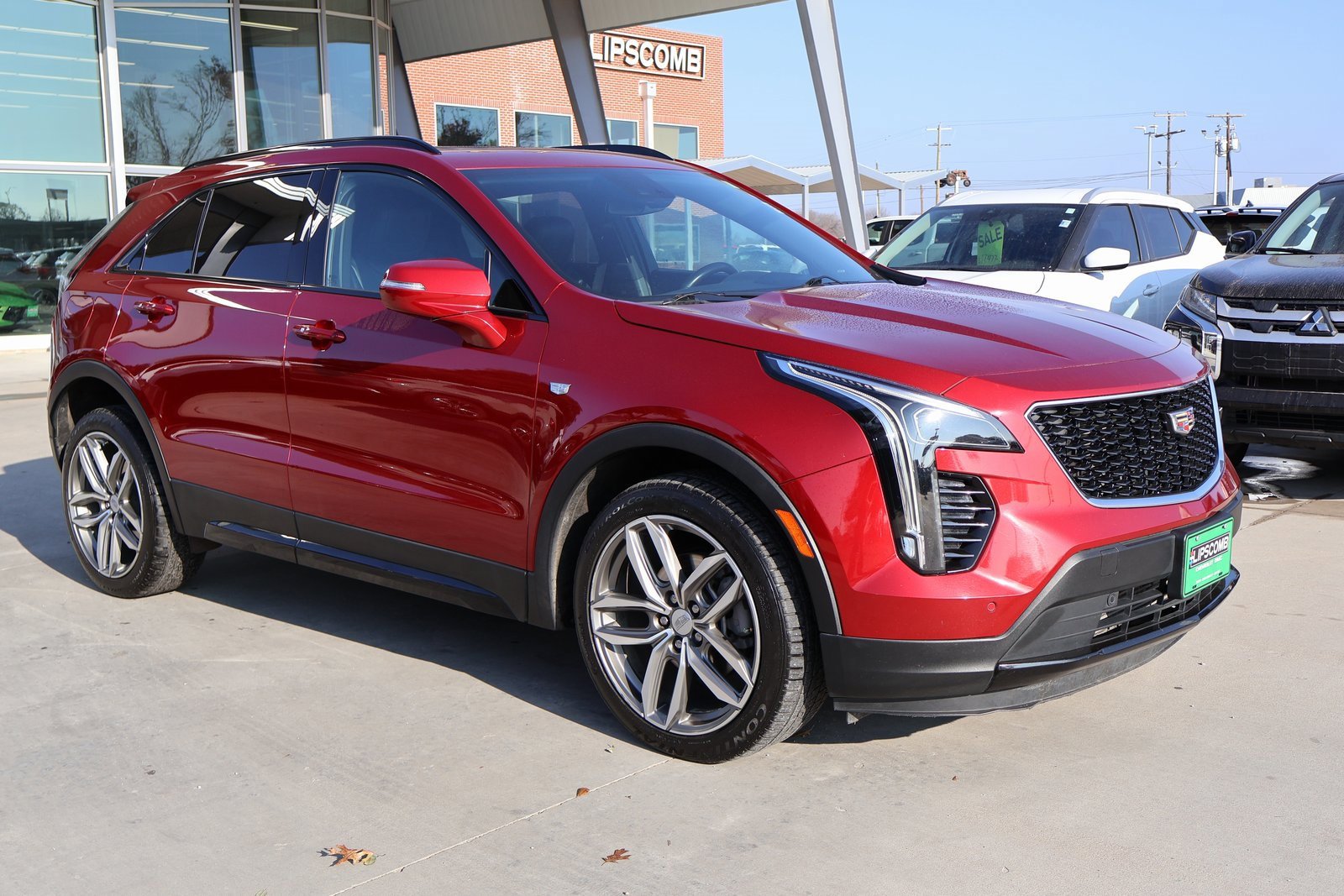 Used 2023 Cadillac XT4 Sport w/ Technology Package image 4