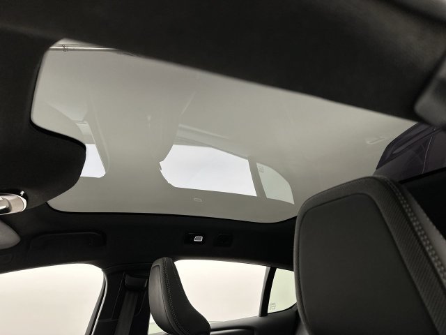 Certified 2023 Volvo C40 Recharge Core AWD/4WD image 22