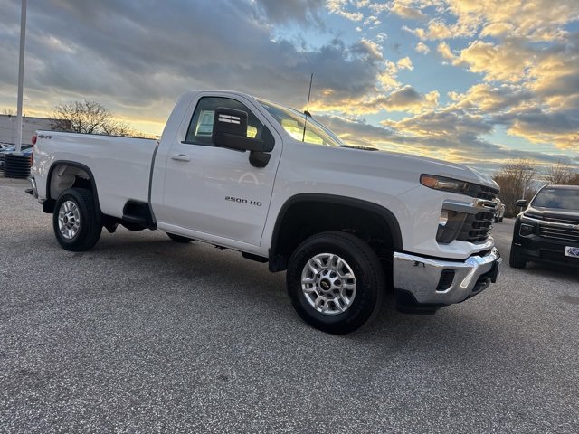 New 2026 Chevrolet Silverado 2500 LT w/ Snow Plow Prep/Camper Package image 8