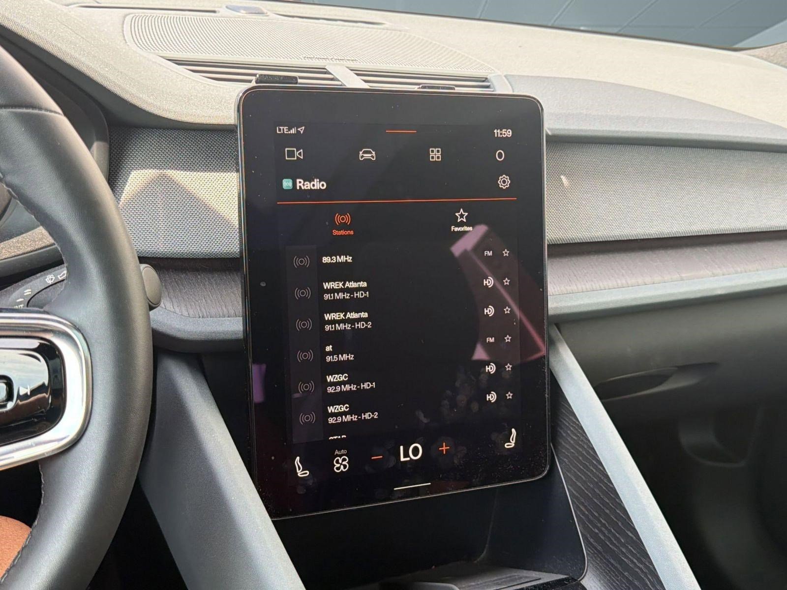 Used 2023 Polestar Polestar 2 w/ Pilot Pack image 24