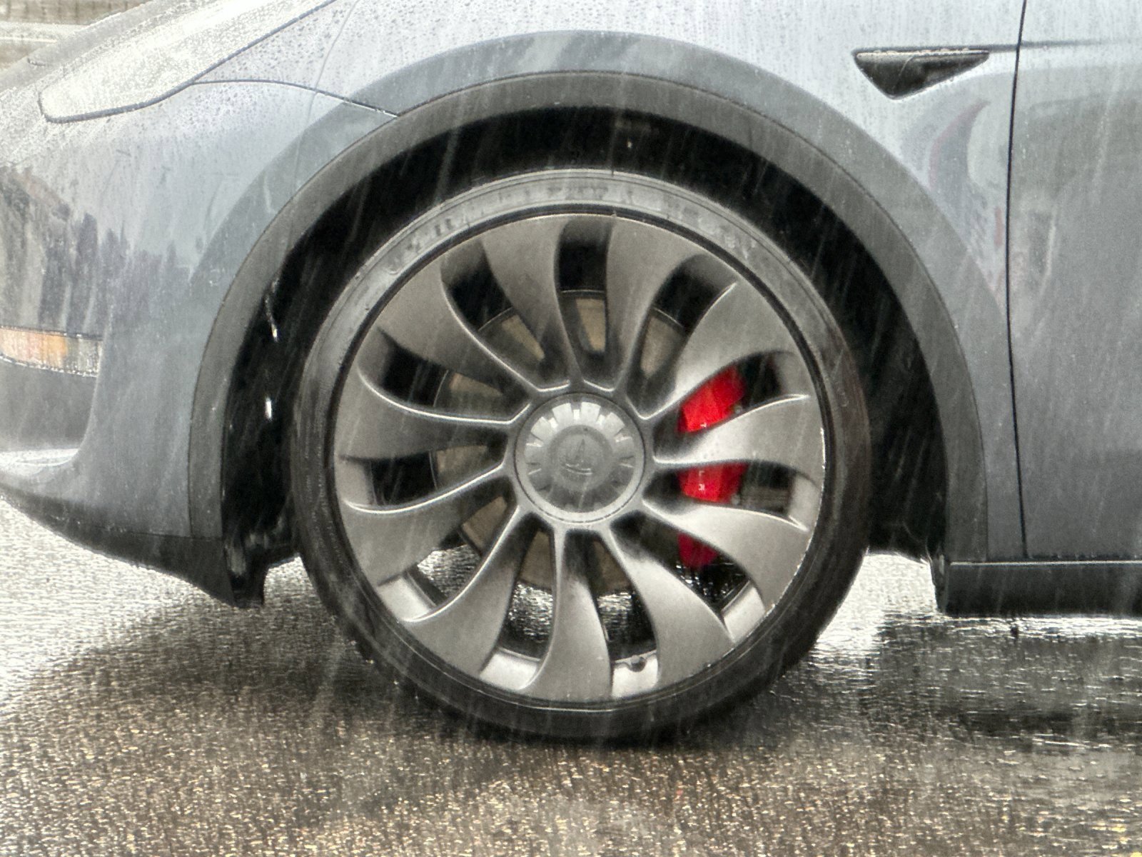 Used 2022 Tesla Model Y Performance image 20