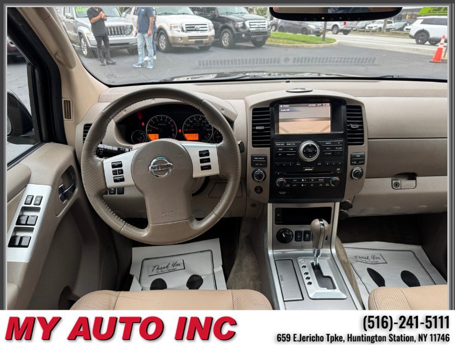 Used 2012 Nissan Pathfinder Silver w/ DVD Entertainment Pkg AWD/4WD image 12