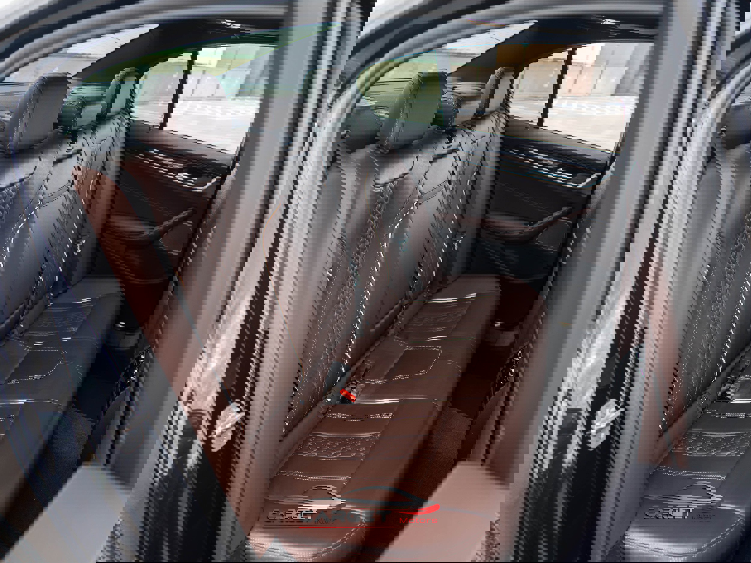 Used 2021 BMW M550i xDrive w/ Premium Package image 18