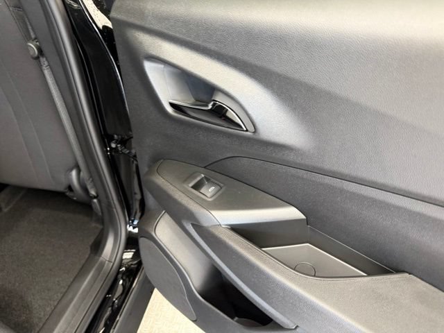 New 2026 Chevrolet Trax LS w/ LS Convenience Package FWD image 25