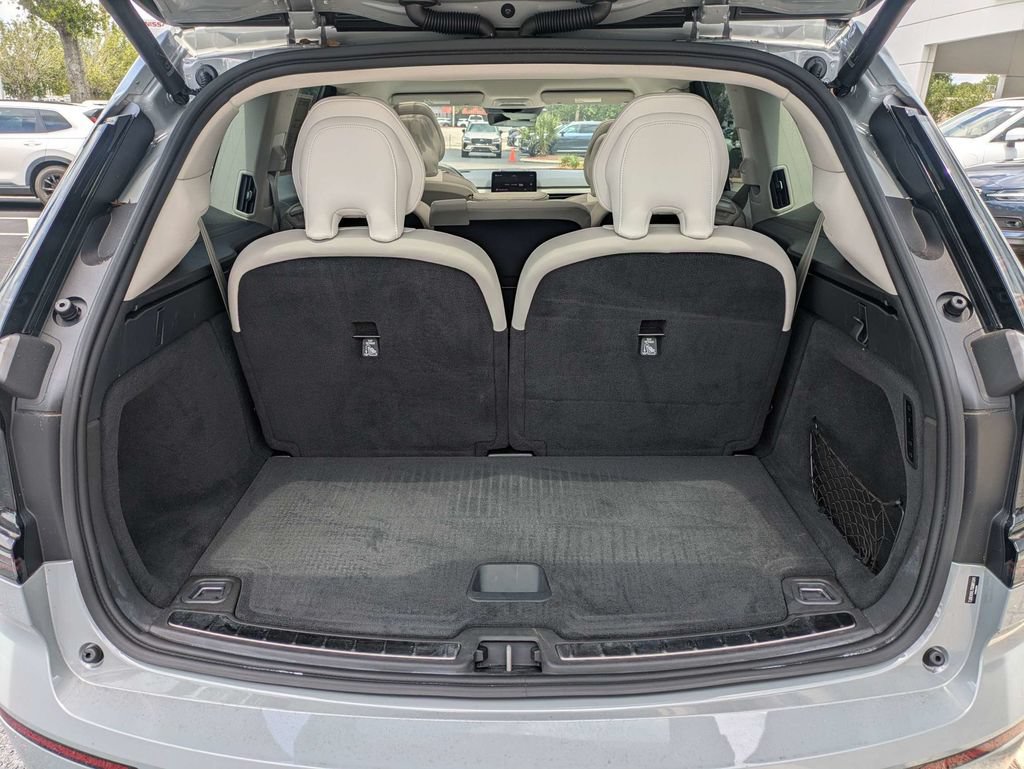 Certified 2025 Volvo EX90 Ultra AWD/4WD image 13