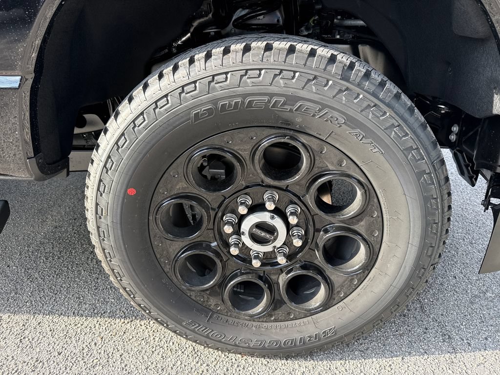 New 2026 Ford F250 Lariat w/ Black Appearance Package AWD/4WD image 12