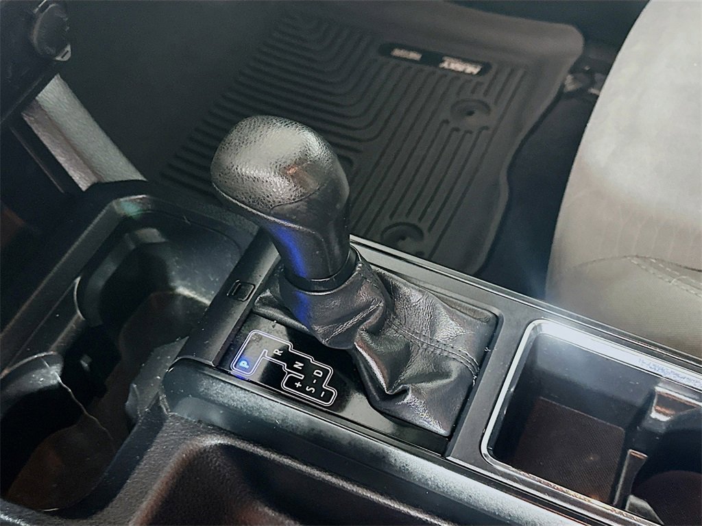 Used 2019 Toyota Tacoma SR image 16