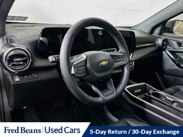 Used 2025 Chevrolet Equinox LT w/ Convenience Package II AWD/4WD image 12