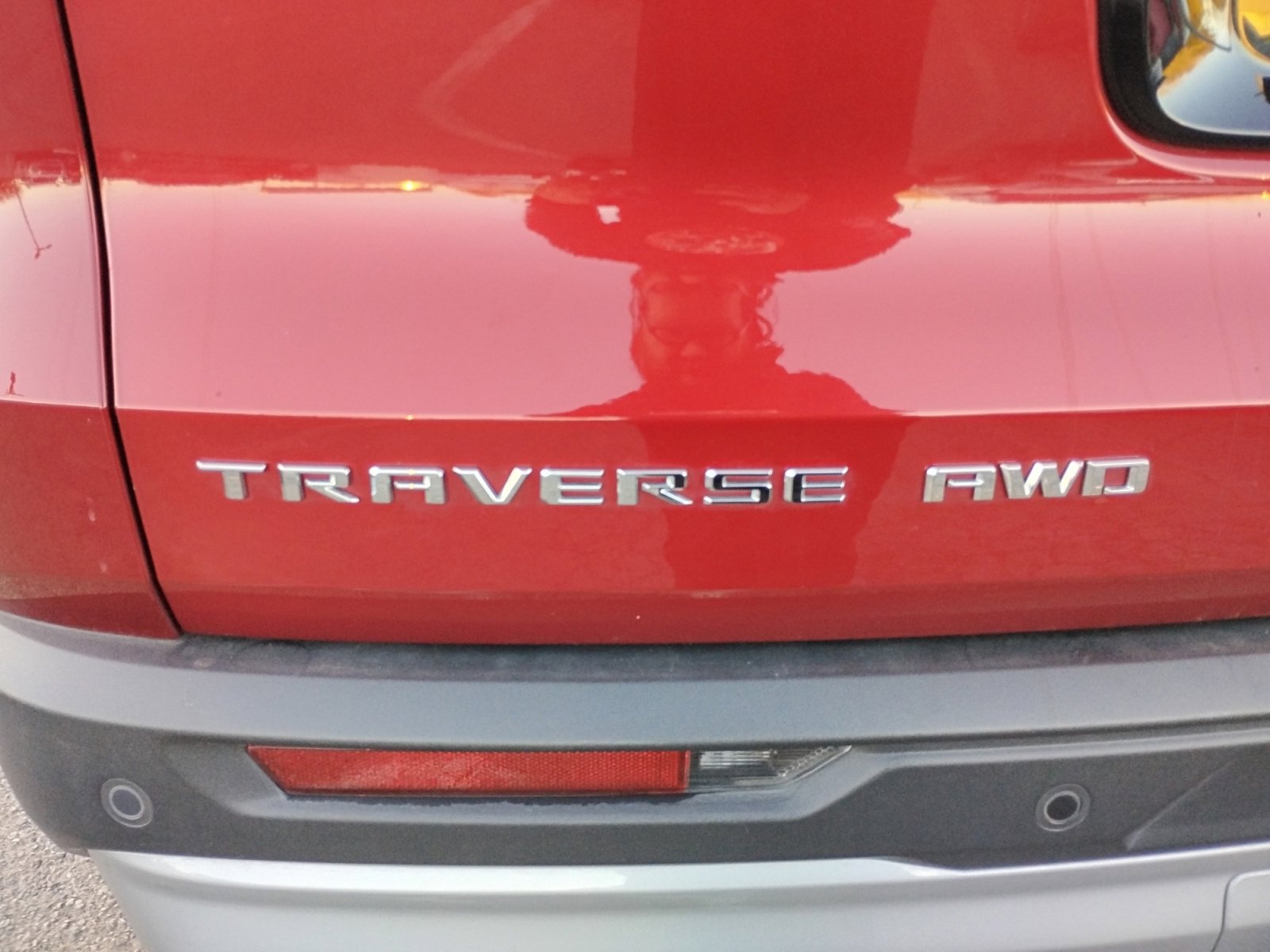 Used 2024 Chevrolet Traverse LT w/ Trailering Package image 19