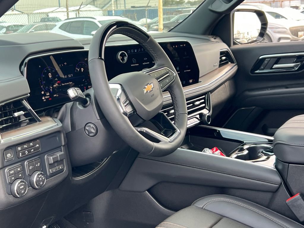 New 2026 Chevrolet Suburban High Country image 19