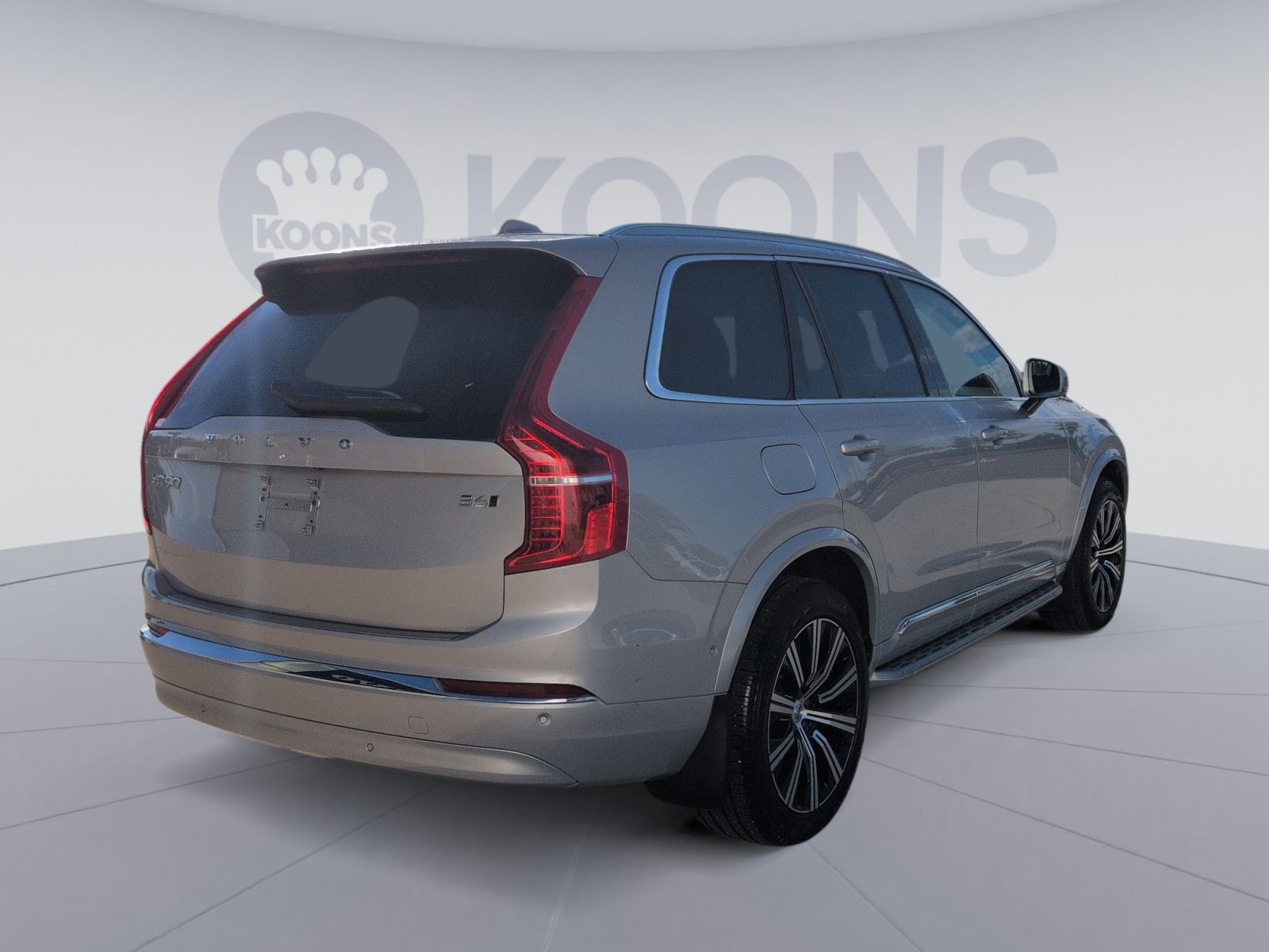 Used 2024 Volvo XC90 B6 Plus image 7