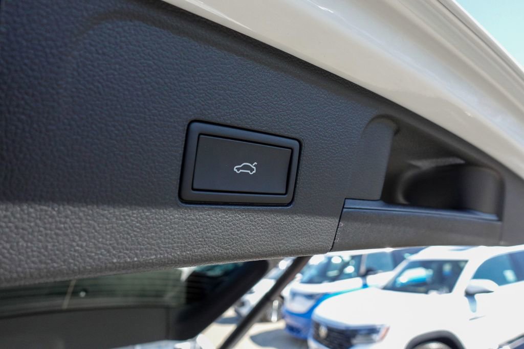 New 2026 Volkswagen Atlas Peak Edition image 29