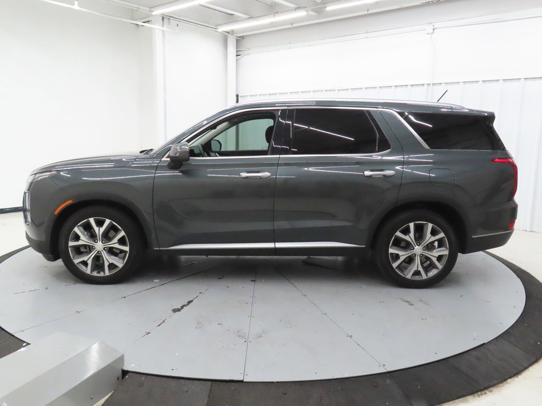 Used 2022 Hyundai Palisade SEL w/ Convenience Package AWD/4WD image 6