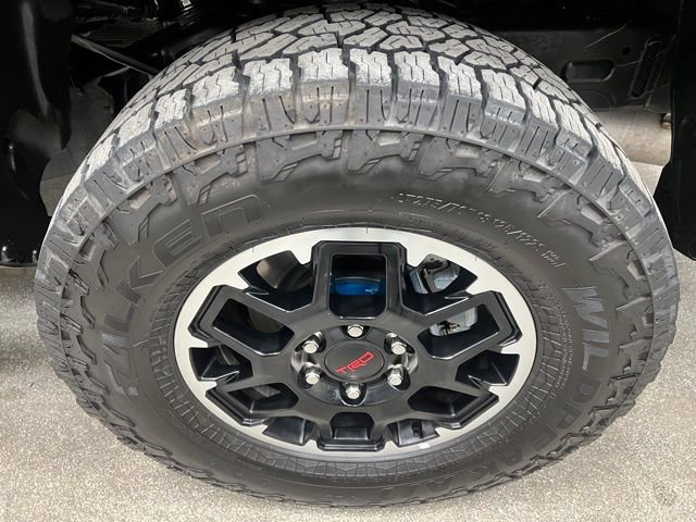 Used 2025 Toyota Tacoma TRD Off-Road w/ TRD Off Road Upgrade Package image 15