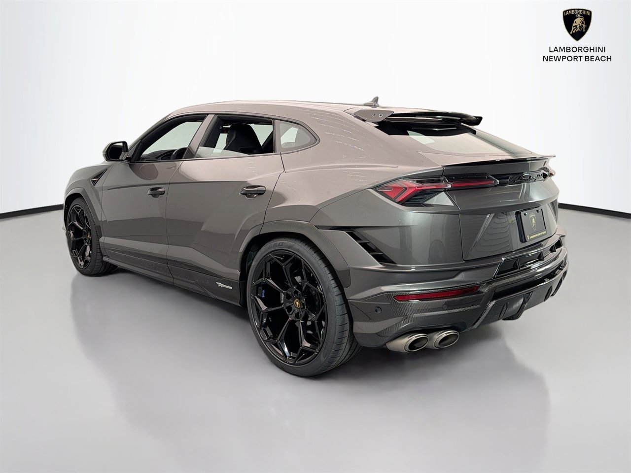 Used 2023 Lamborghini Urus Performante AWD/4WD image 5