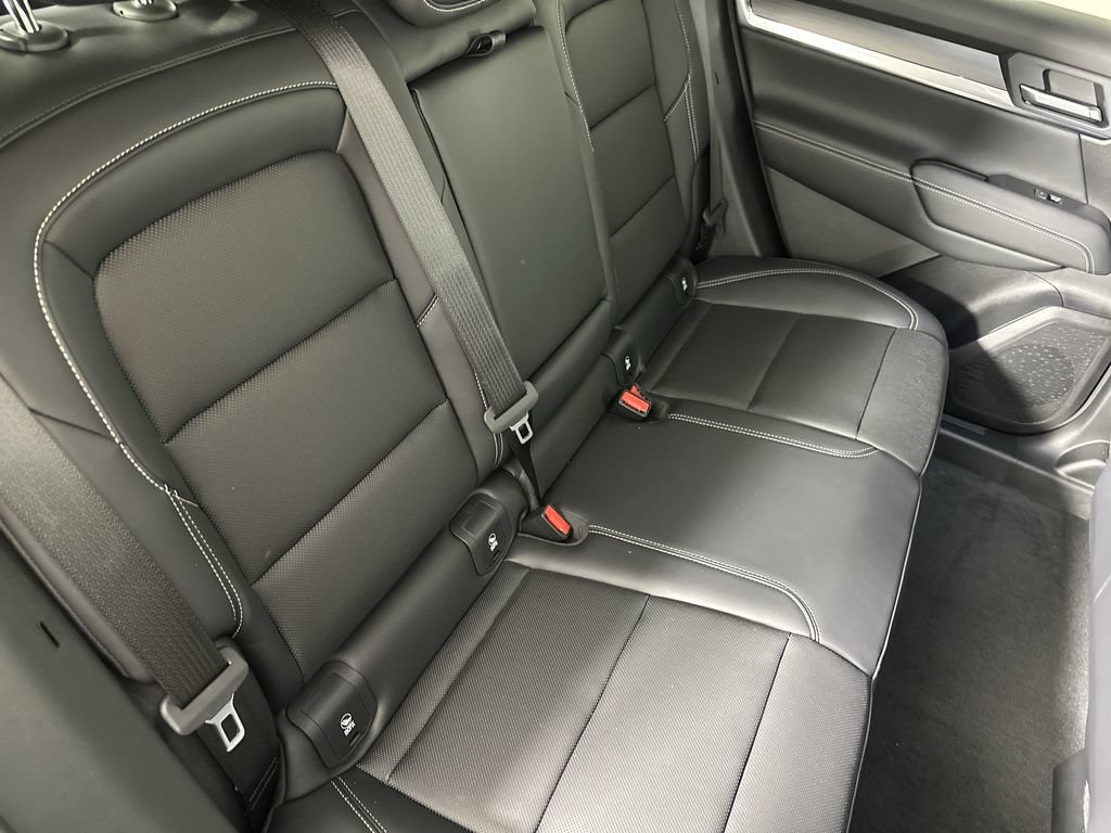 New 2027 GMC Terrain Elevation w/ Elevation Premium Package AWD/4WD image 28