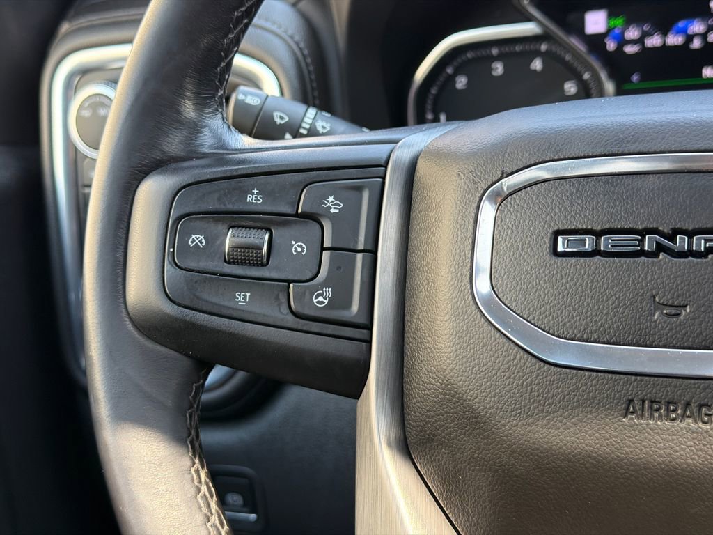 Used 2022 GMC Sierra 1500 Denali w/ Denali Premium Package AWD/4WD image 25
