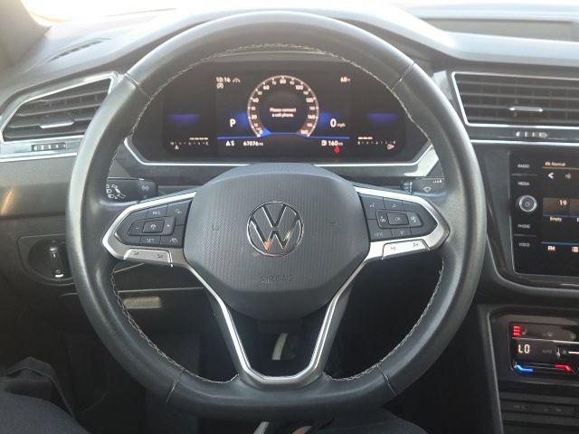 Used 2022 Volkswagen Tiguan SE AWD/4WD image 38