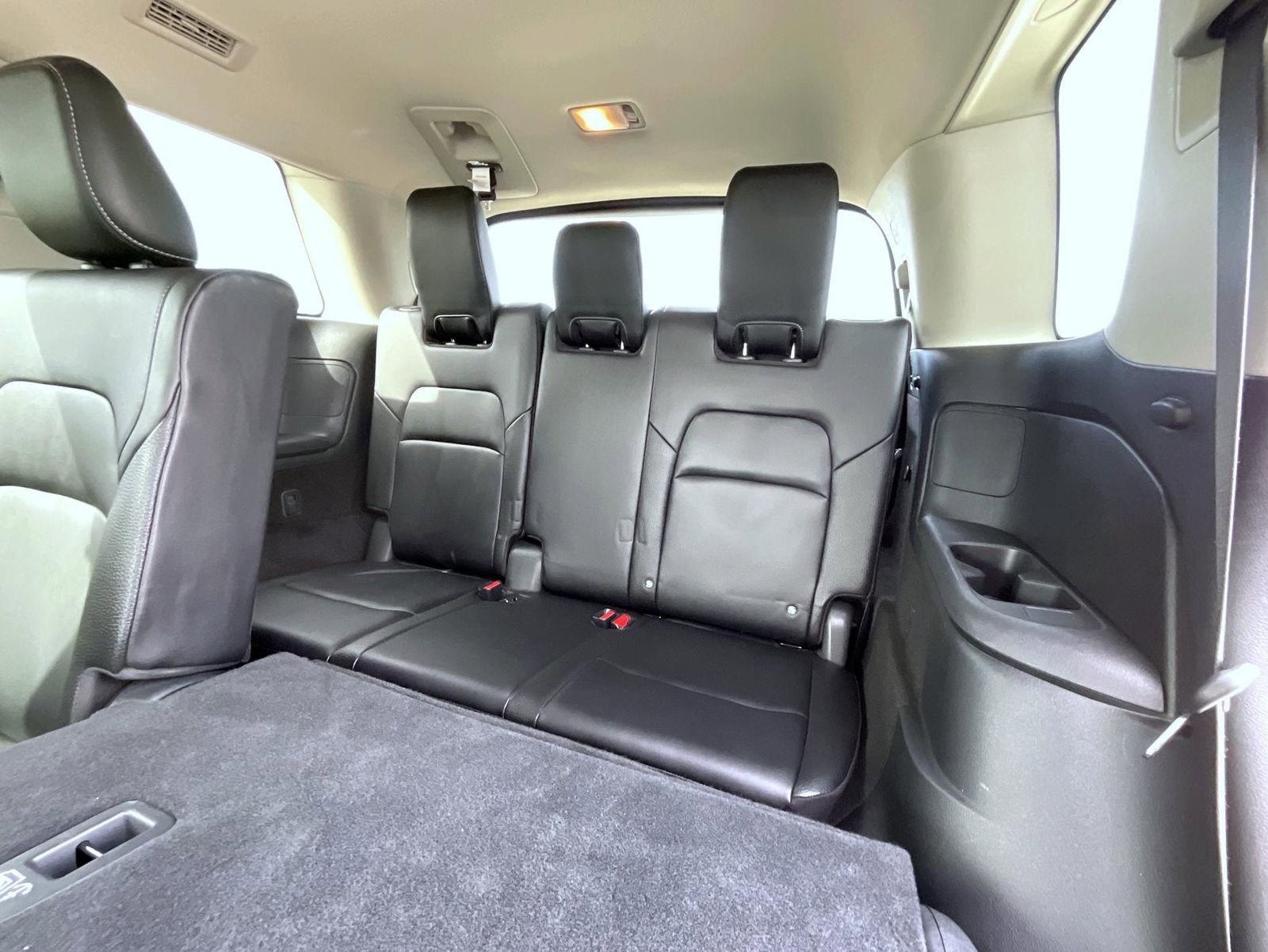 Used 2023 Nissan Pathfinder SL AWD/4WD image 21