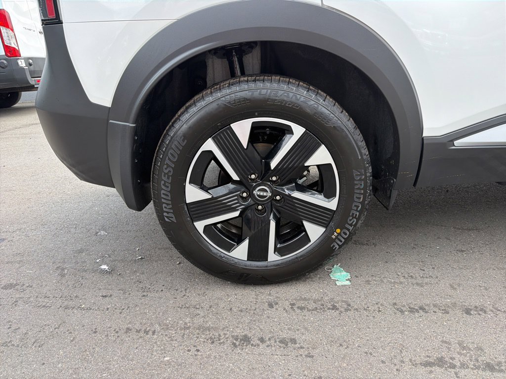 New 2026 Nissan Kicks SV w/ Cold Weather Package AWD/4WD image 26