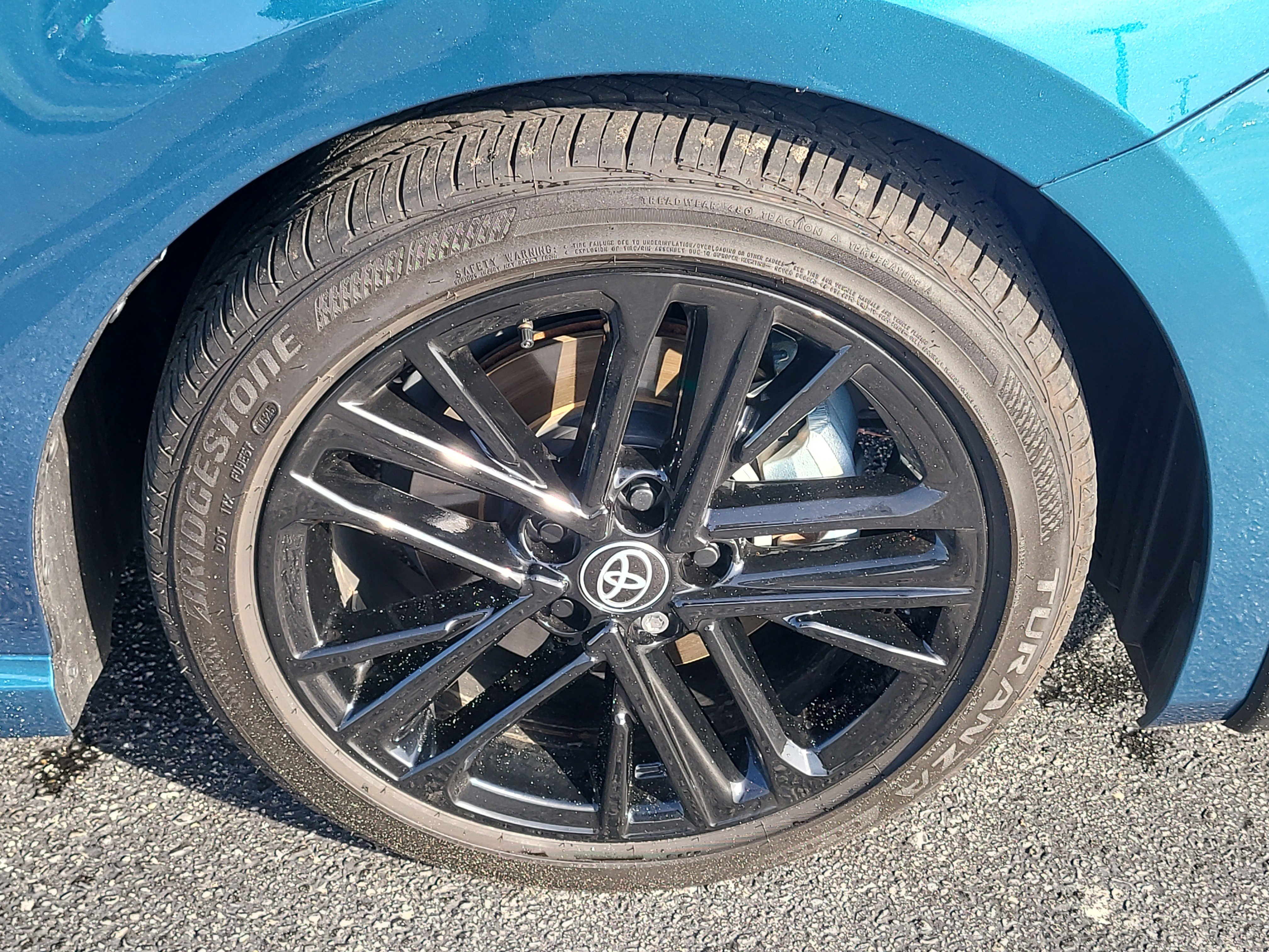 Used 2025 Toyota Camry SE w/ Multimedia Upgrade Package image 10