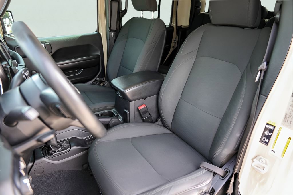 Used 2020 Jeep Gladiator Sport AWD/4WD image 10