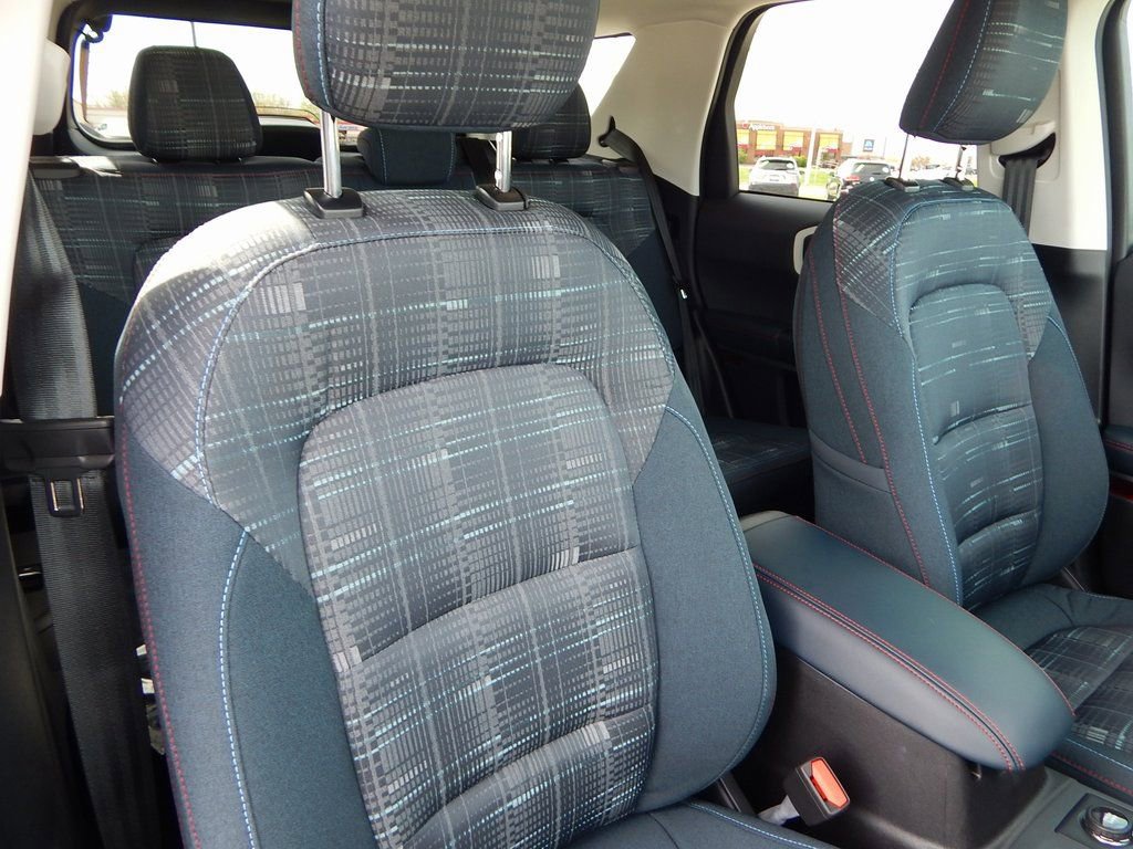 New 2024 Ford Bronco Sport Heritage w/ Heritage Convenience Package image 19
