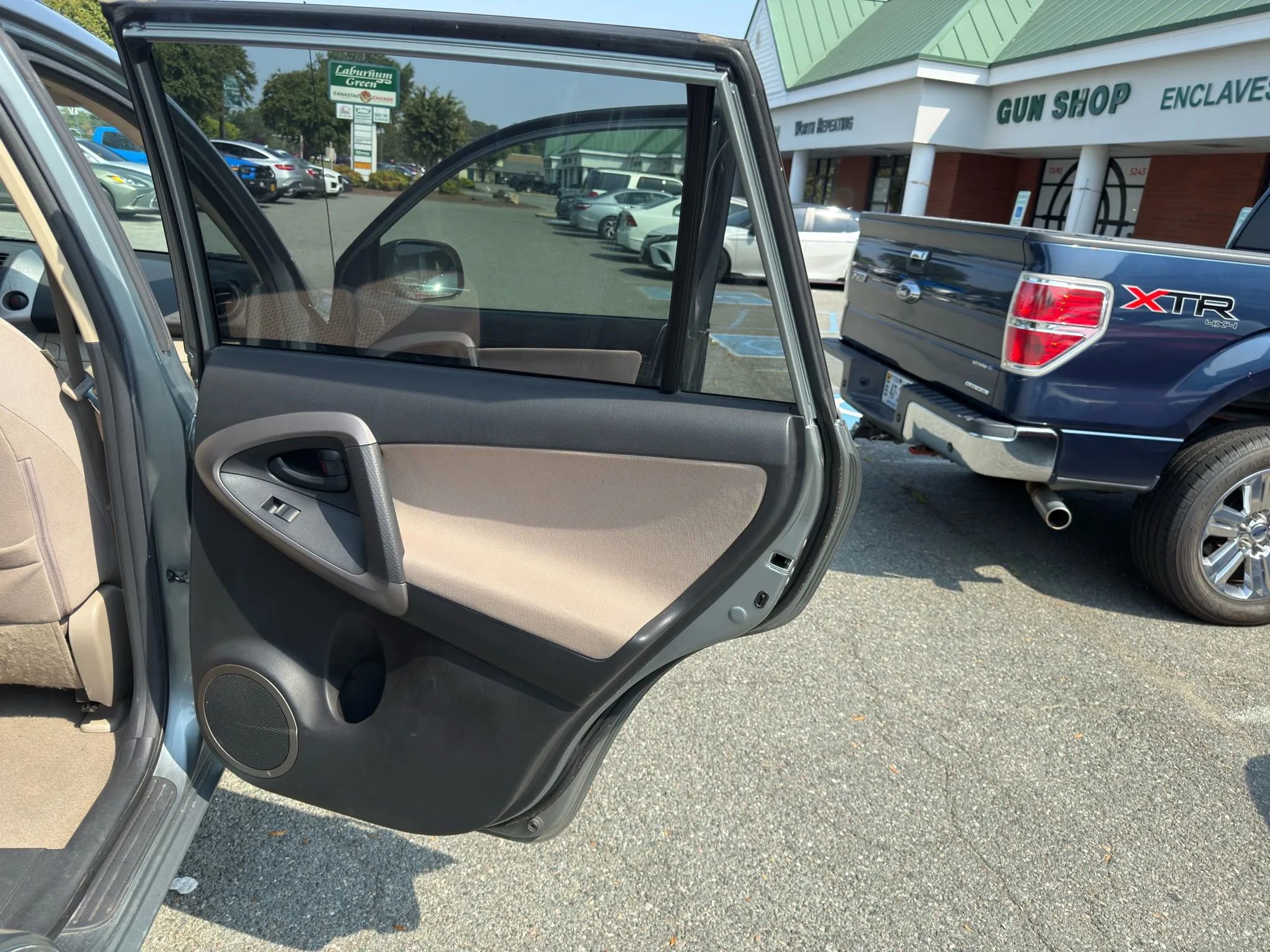 Used 2008 Toyota RAV4 2WD image 11