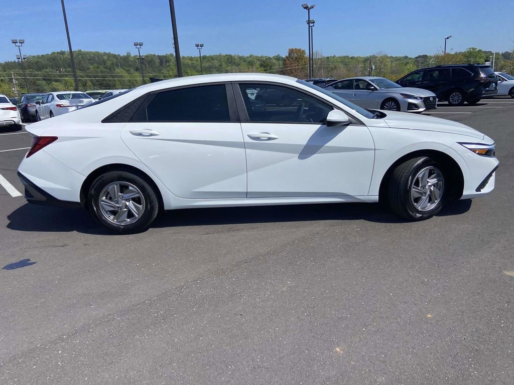 Certified 2025 Hyundai Elantra N Line FWD image 2