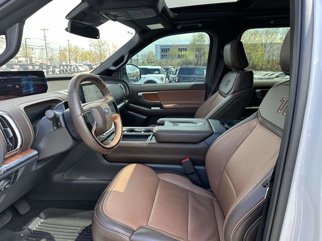 Used 2025 Ford Expedition Max King Ranch AWD/4WD image 13