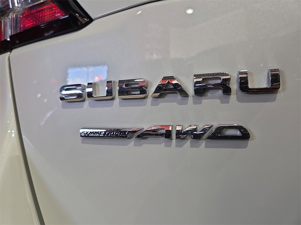 Used 2025 Subaru Outback Limited image 25