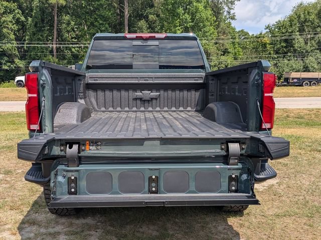 New 2026 Chevrolet Silverado 2500 ZR2 AWD/4WD image 32