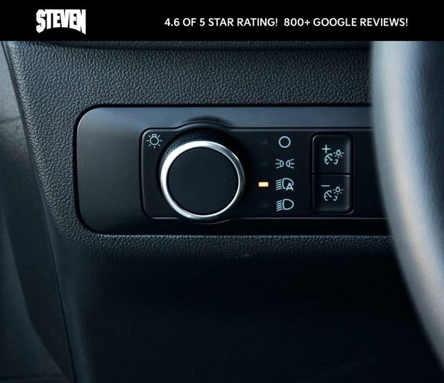 Used 2022 Ford Escape SE image 26