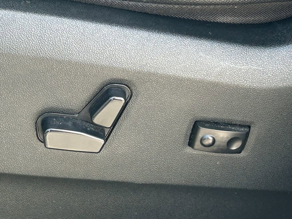 Used 2019 Dodge Grand Caravan GT FWD image 26