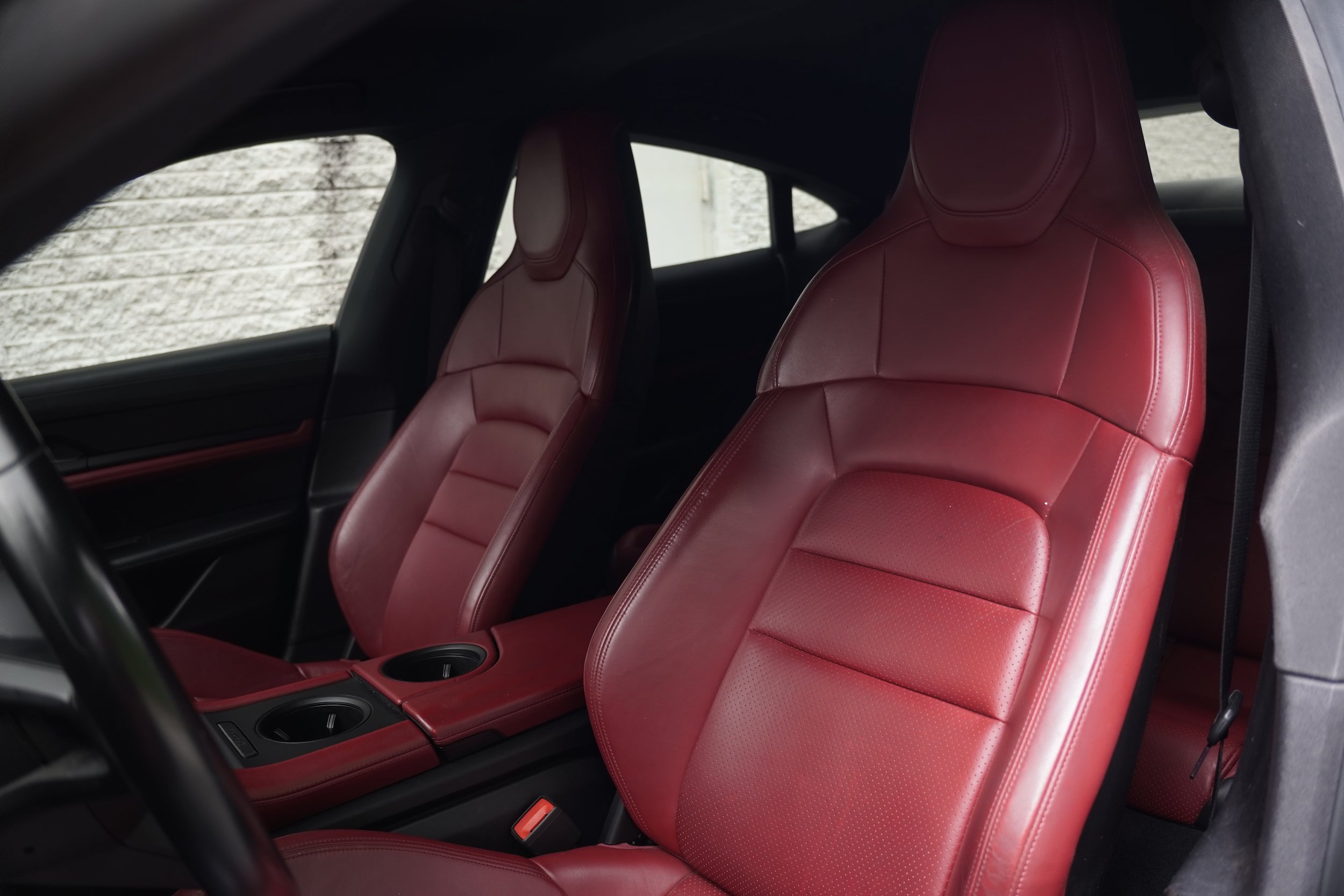 Used 2021 Porsche Taycan RWD image 14