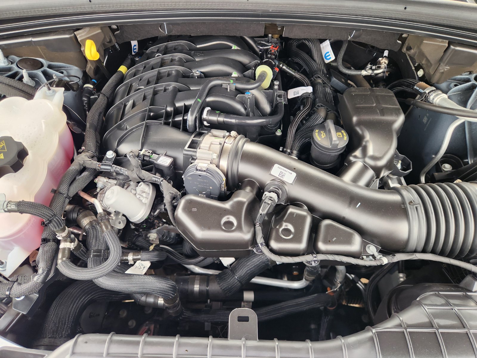 Used 2025 Jeep Grand Cherokee L Altitude RWD image 32