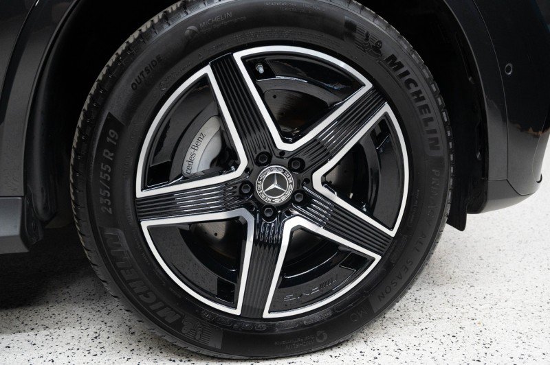 Certified 2026 Mercedes-Benz GLC 300 4MATIC image 11