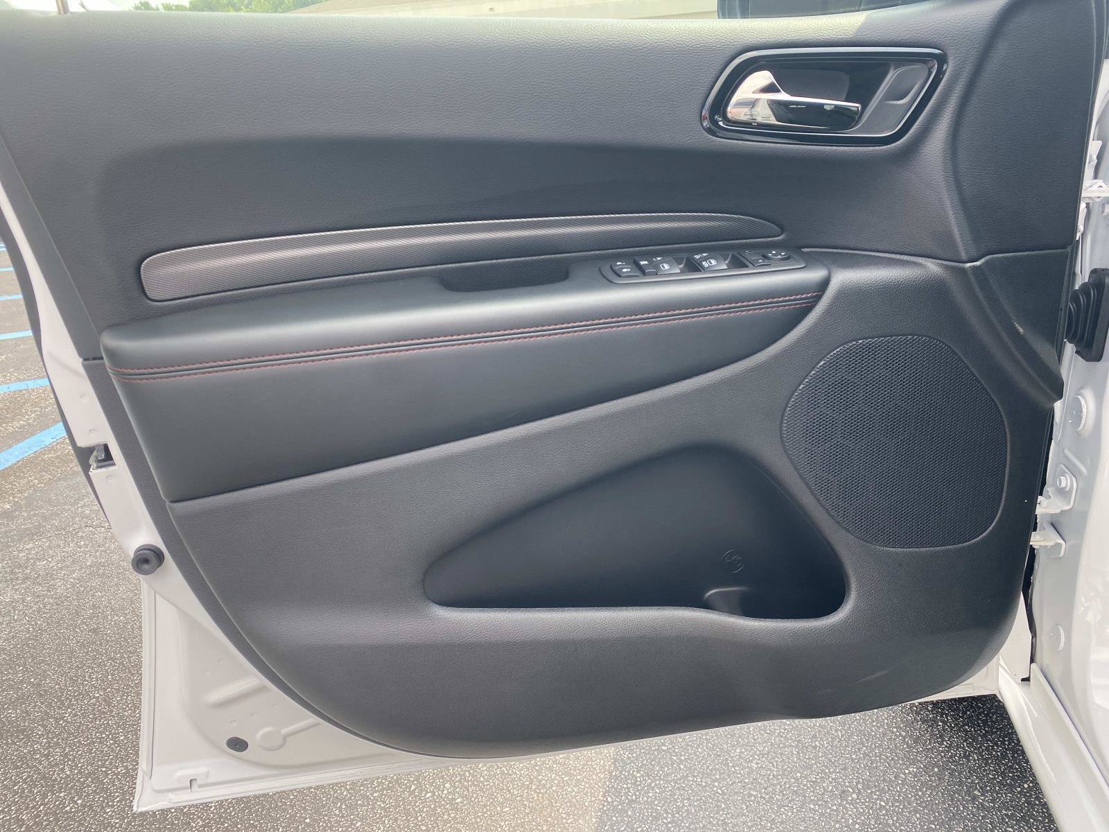 Used 2025 Dodge Durango GT RWD image 21