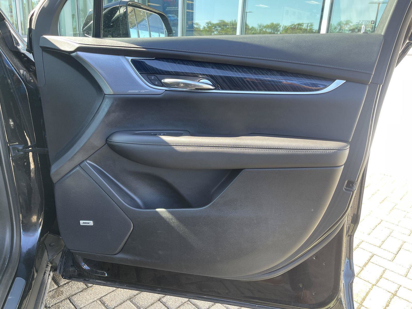 Used 2024 Cadillac XT6 Premium Luxury w/ LPO, Floor Liner Package AWD/4WD image 37