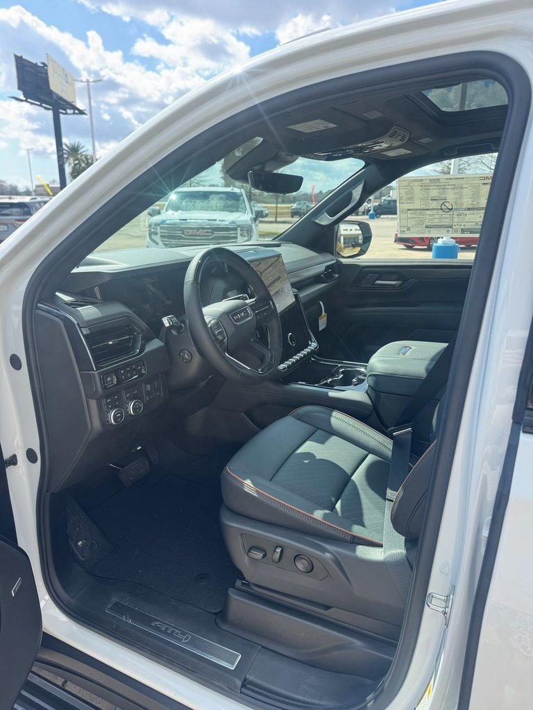 New 2026 GMC Yukon XL AT4 w/ AT4 Premium Plus Package image 10