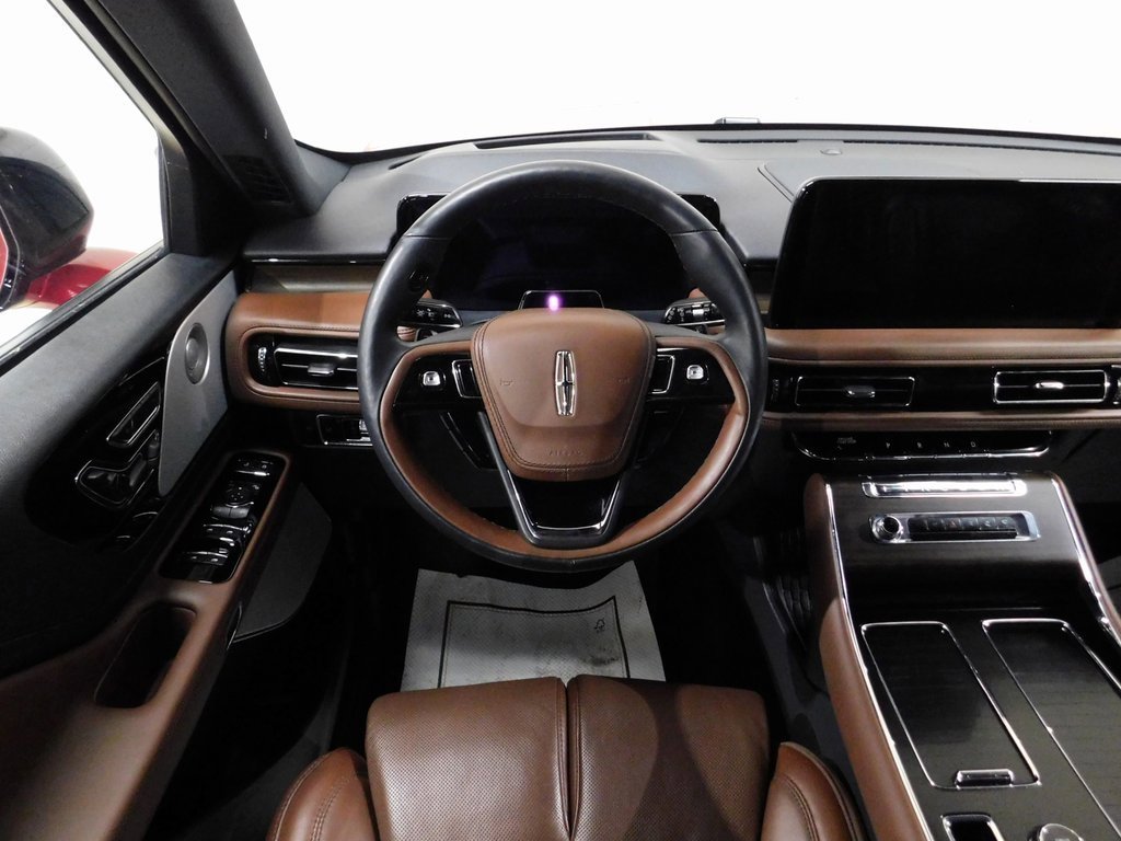 Used 2025 Lincoln Aviator Reserve w/ Equipment Group 201A image 47