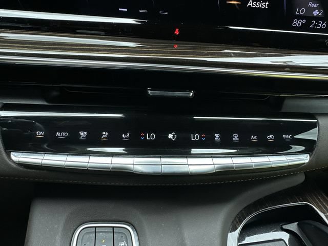 Used 2022 Cadillac Escalade Sport w/ Touring Package AWD/4WD image 25