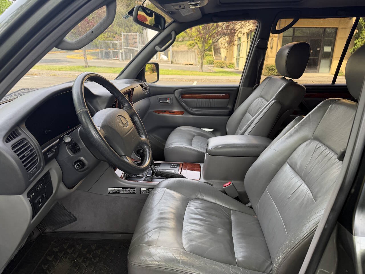 Used 1999 Lexus LX 470 4WD image 11