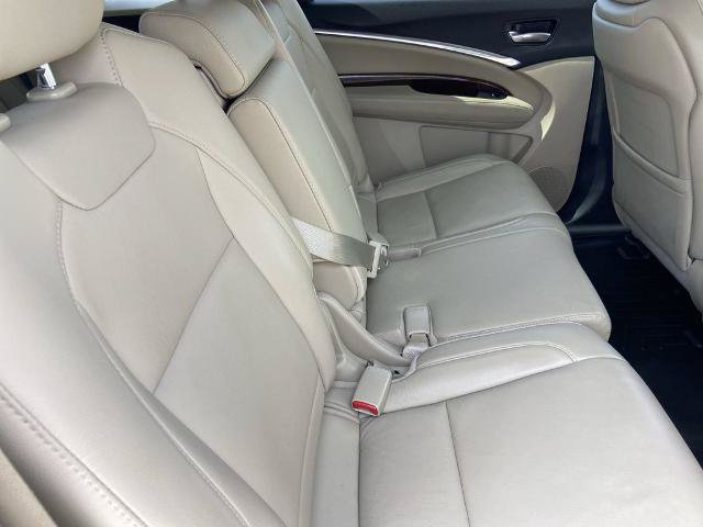 Used 2017 Acura MDX w/ Technology Package AWD/4WD image 24